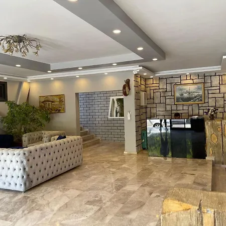 Serenity Hotel Cesme מלון *